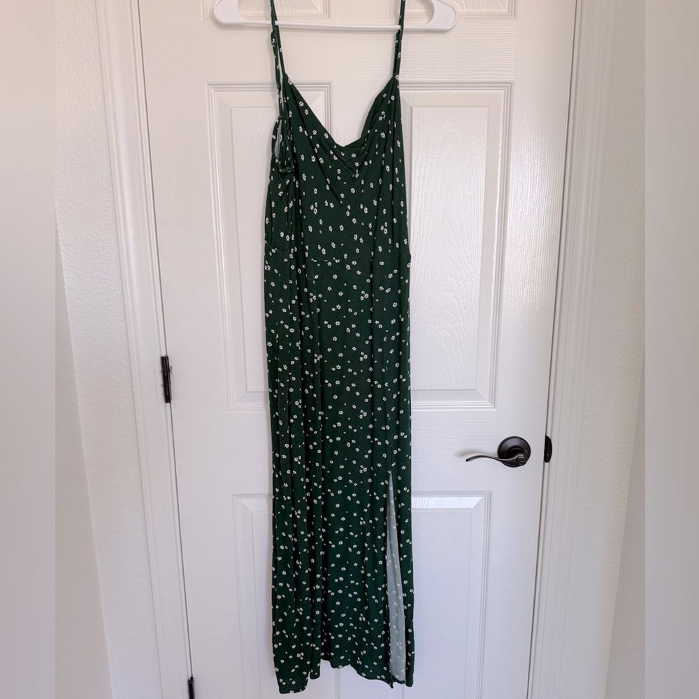 UGC American Eagle XL ditsy floral dress